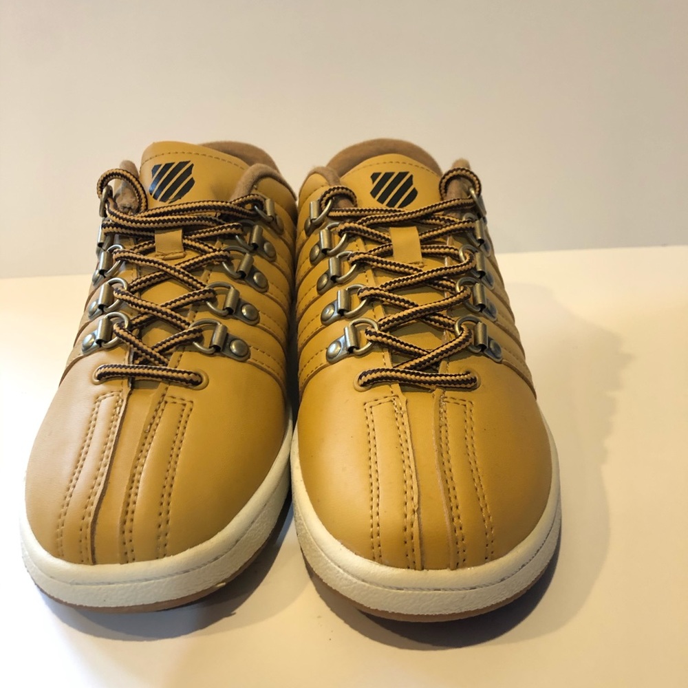 K Swiss